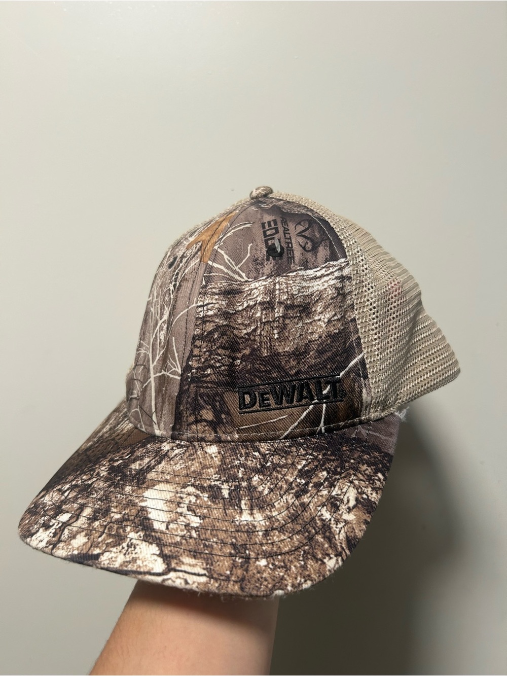 Avi intage realtree camo dewalt power tools trucker snapback hat